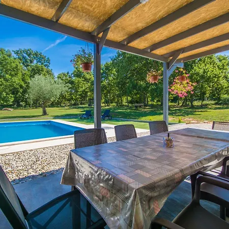 Nyaraló Valpiana, A Modern, Luxurious, Warm And Romantic *