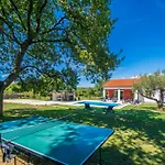 Valpiana, A Modern, Luxurious, Warm And Romantic *