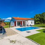 Valpiana, A Modern, Luxurious, Warm And Romantic Hébergement de vacances