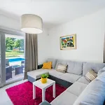 Valpiana, A Modern, Luxurious, Warm And Romantic Hébergement de vacances