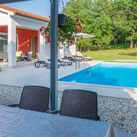 Valpiana, A Modern, Luxurious, Warm And Romantic Prázdninový dům *