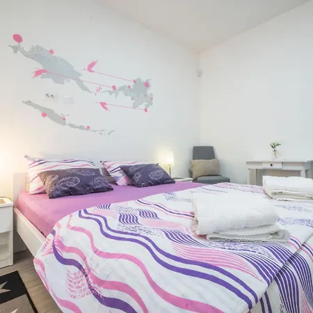 Valpiana, A Modern, Luxurious, Warm And Romantic Prázdninový dům