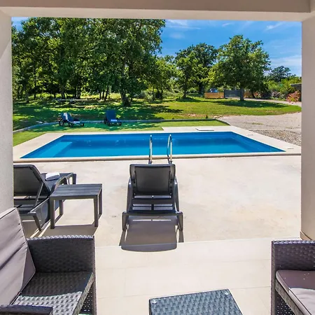 Дом отдыха Valpiana, A Modern, Luxurious, Warm And Romantic